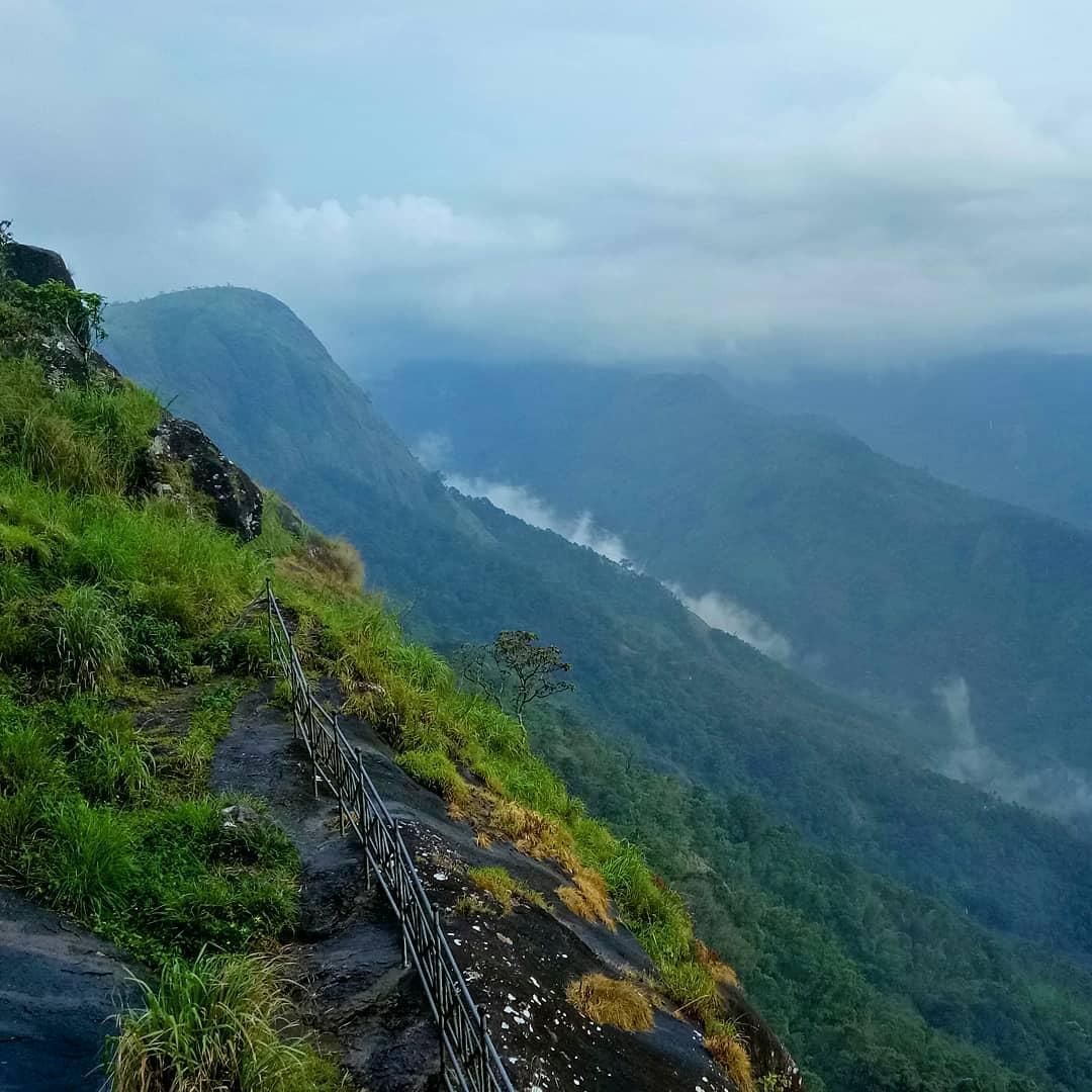 nadukani Idukki scenery